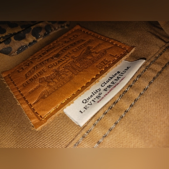 Levi's Premium Cheetah Print Trucker Jacket Men's size Large - Picture 7 of 10